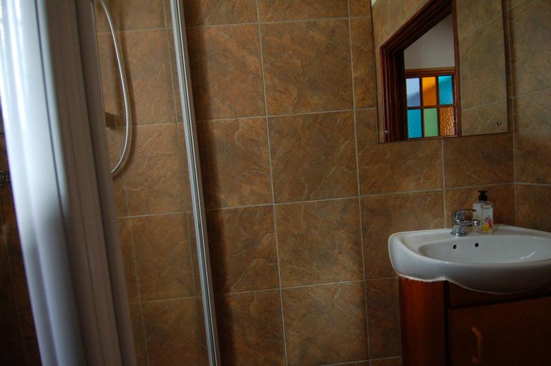 To Let 2 Bedroom Property for Rent in Bantry Bay Western Cape